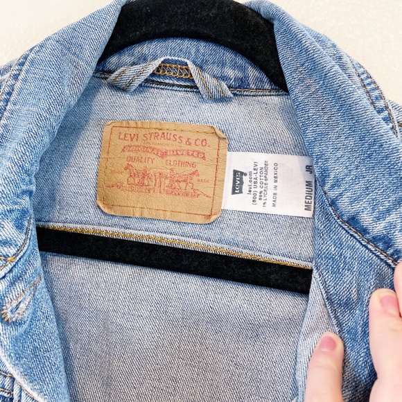 Levi Strauss Blue Denim Jean Jacket Juniors Medium - Picture 4 of 7